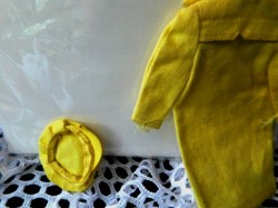 SKIPPER YELLOW RAINCOAT 10 HAT